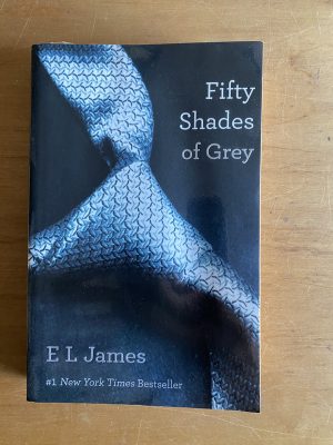 Fifty shades of Grey - James, E L (2v1)