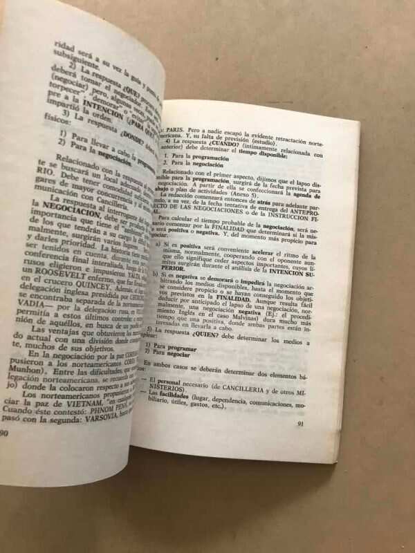 Juegos De Relaciones Internacionales- Matute Bravo (v1) - Image 3