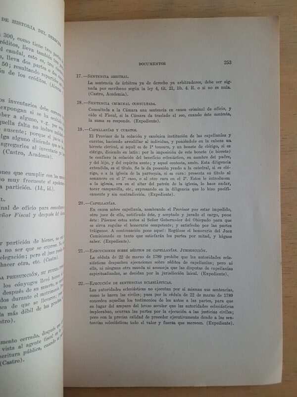 Un Manuscrito Sobre Practica Forense De- Tau Anzoategui (g2) - Image 3