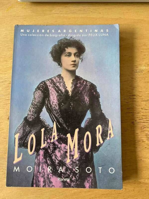 Lola Mora - Soto, Moira (S6)