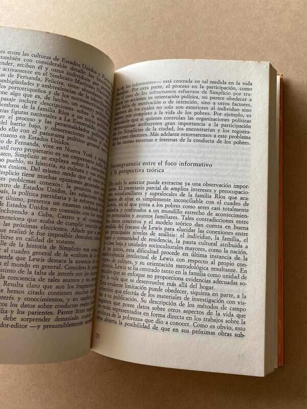 La Cultura De La Pobreza - Valentine, Charles (A3) - Image 2