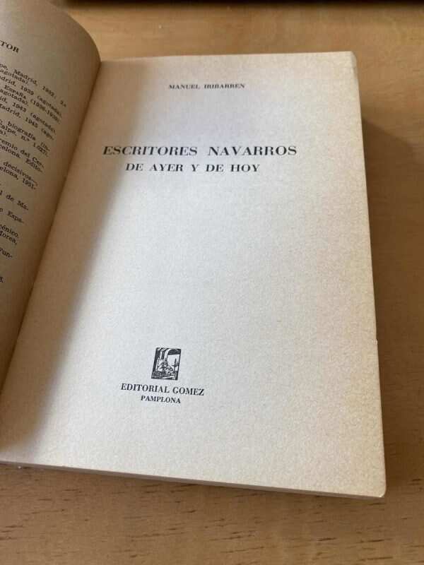 Escritores Navarros De Ayer Y De Hoy - Iribarren(C5) - Image 2