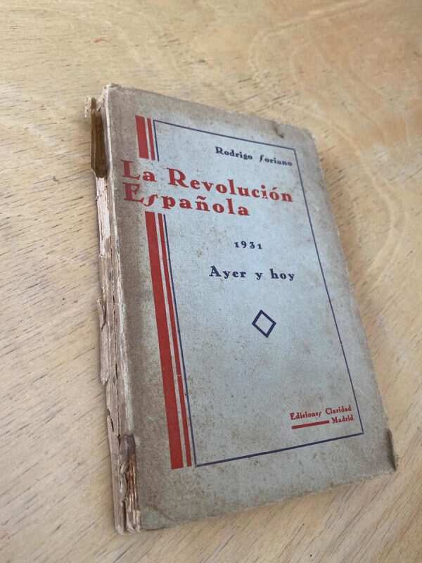 La Revolucion Española - Soriano, Rodrigo (e3)